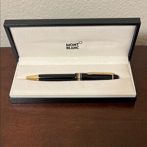 Montblanc Meisterstück ballpoint Black with Gold